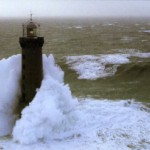 faro-tempesta
